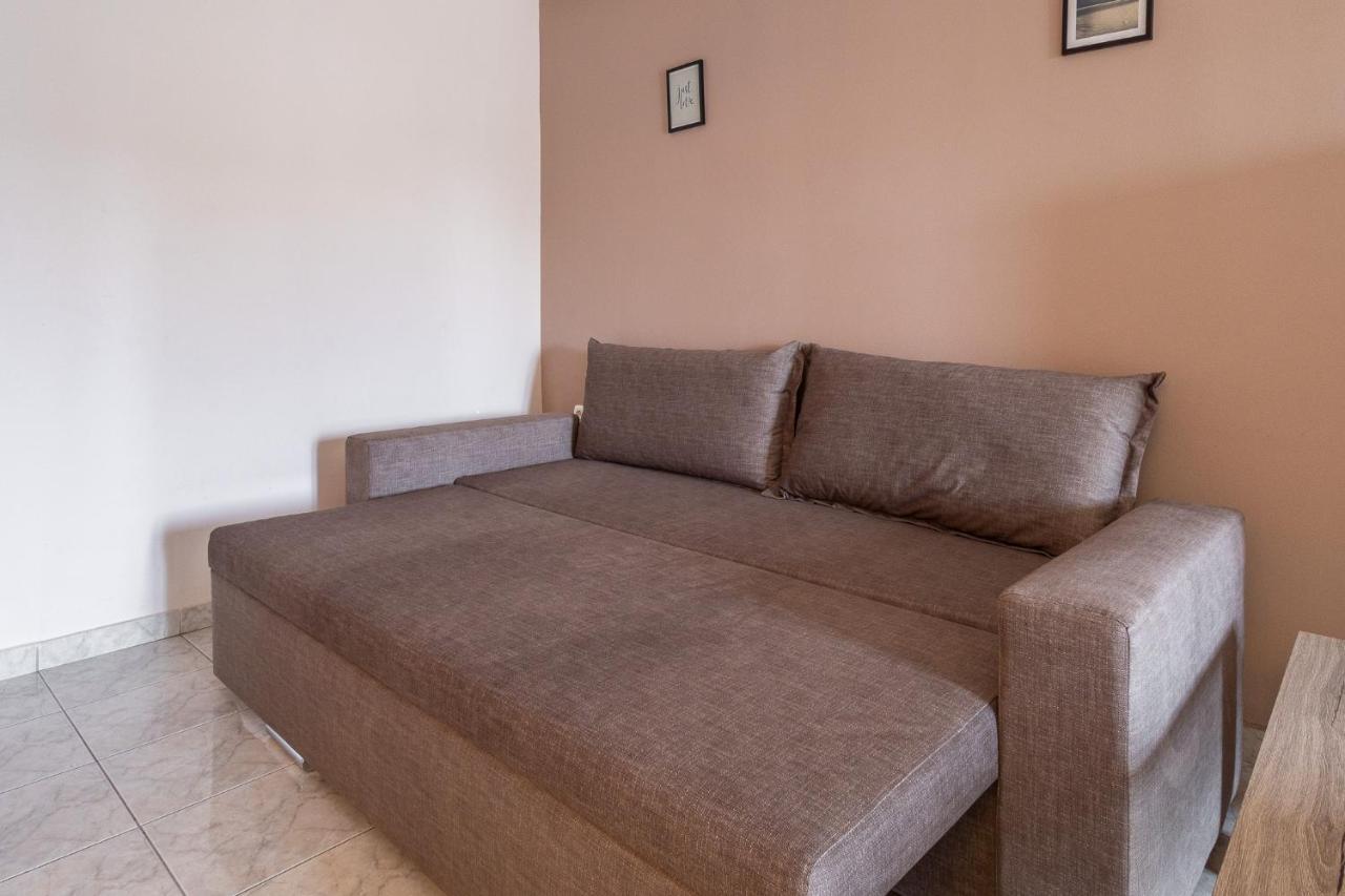 Central Apartment With Parking Larissa Buitenkant foto